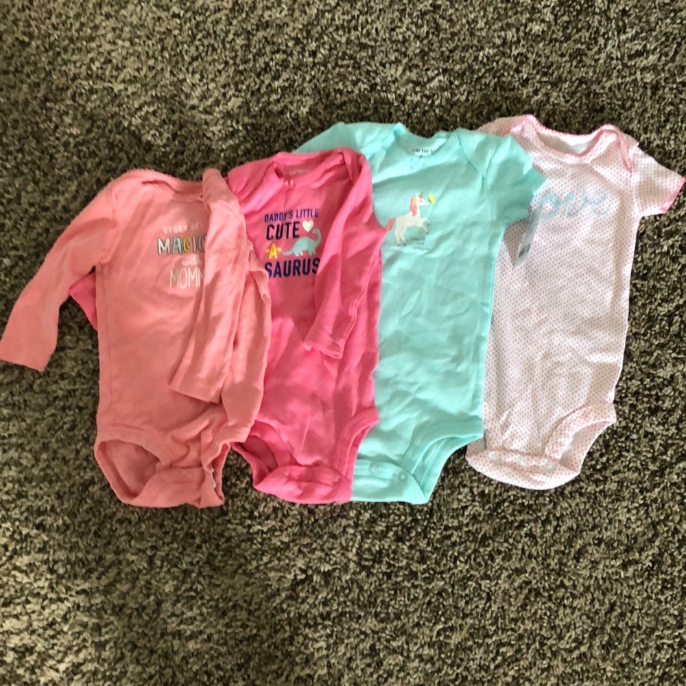 2 long and 2 short sleeve unicorn onesies